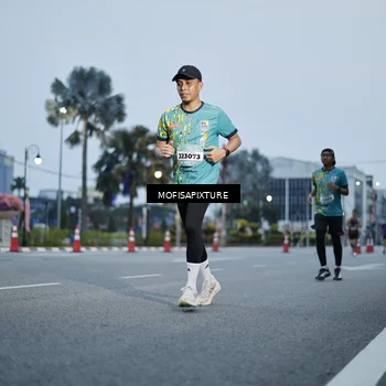Runner Photo 5879245