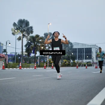 Runner Photo 5879247