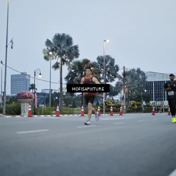 Runner Photo 5879253