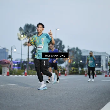 Runner Photo 5879274