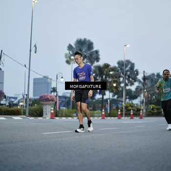 Runner Photo 5879276