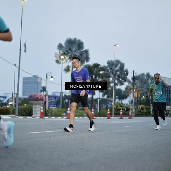 Runner Photo 5879278