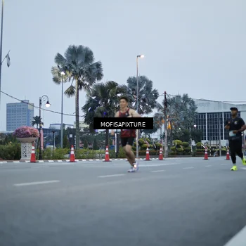 Runner Photo 5879281