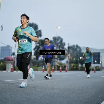 Runner Photo 5879285