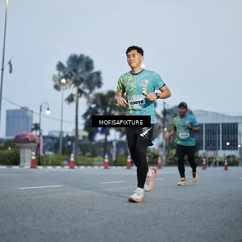 Runner Photo 5879295