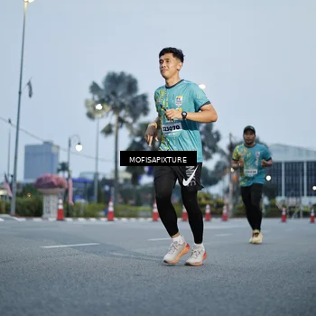 Runner Photo 5879297