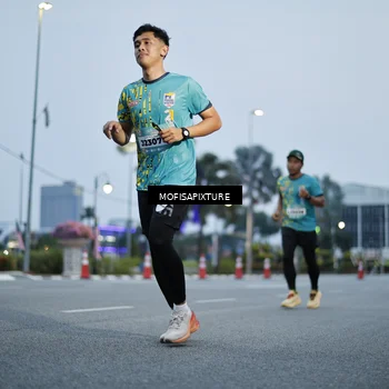 Runner Photo 5879300