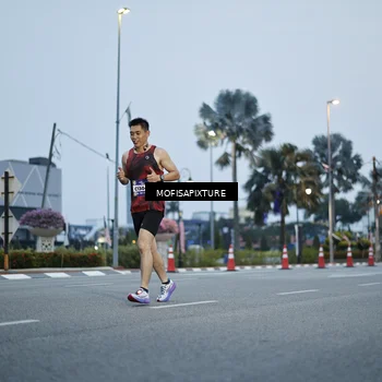 Runner Photo 5879307