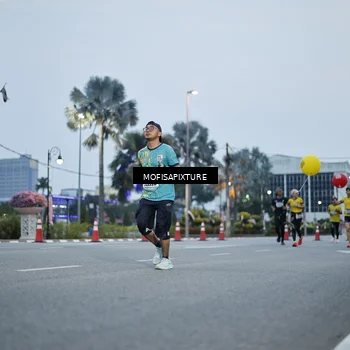 Runner Photo 5879321