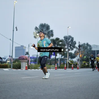 Runner Photo 5879325