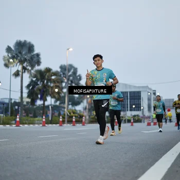 Runner Photo 5879328