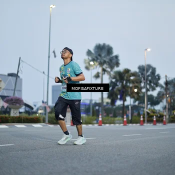 Runner Photo 5879334