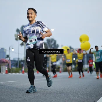 Runner Photo 5879337