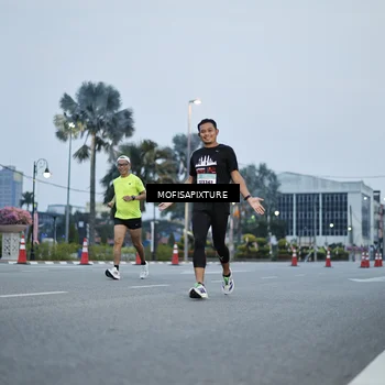 Runner Photo 5879366