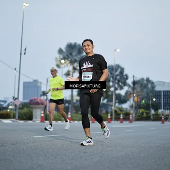 Runner Photo 5879369