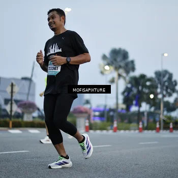 Runner Photo 5879374