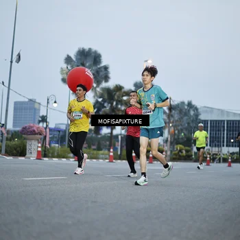 Runner Photo 5879376