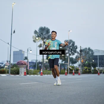 Runner Photo 5879379