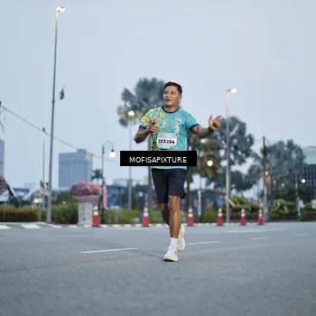 Runner Photo 5879381