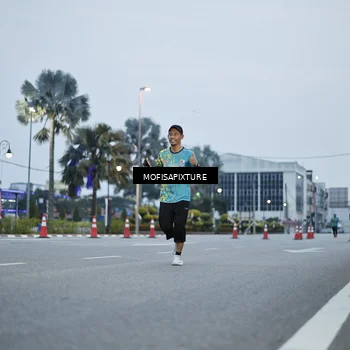 Runner Photo 5879385