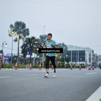Runner Photo 5879389