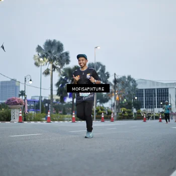 Runner Photo 5879403
