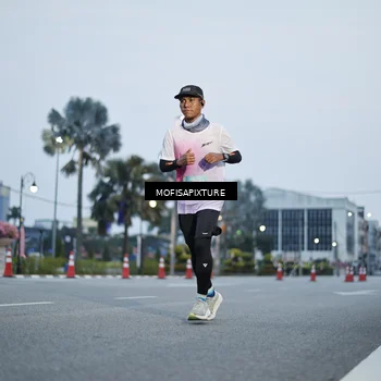 Runner Photo 5879435