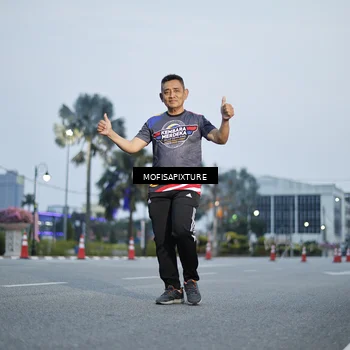 Runner Photo 5879436