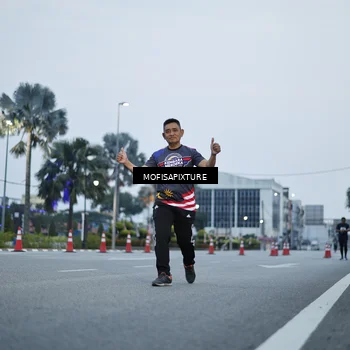 Runner Photo 5879443