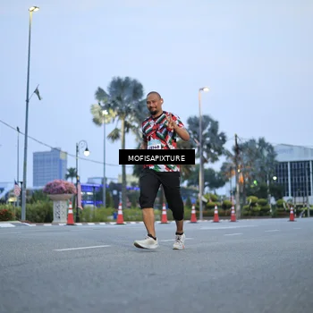 Runner Photo 5879448