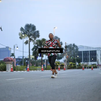 Runner Photo 5879449