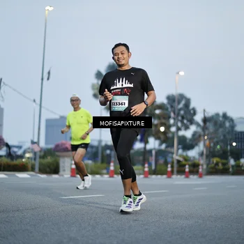 Runner Photo 5879458