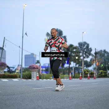 Runner Photo 5879466