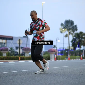 Runner Photo 5879467