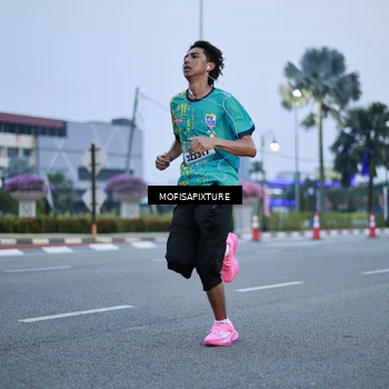 Runner Photo 5879491