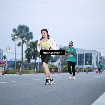 Runner Photo 5879499