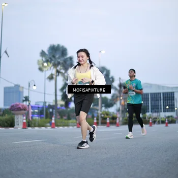 Runner Photo 5879502
