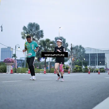 Runner Photo 5879525