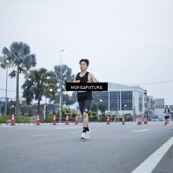 Runner Photo 5879543