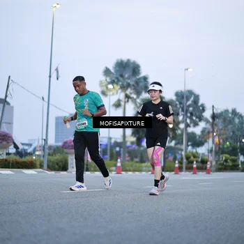 Runner Photo 5879544