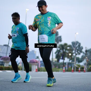 Runner Photo 5879545