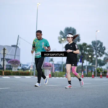 Runner Photo 5879553