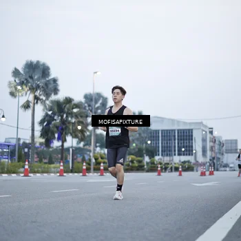 Runner Photo 5879556