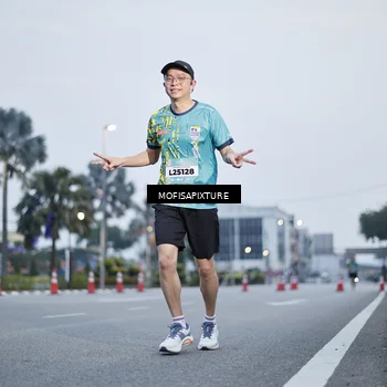 Runner Photo 5879598