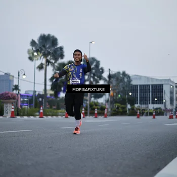 Runner Photo 5879599