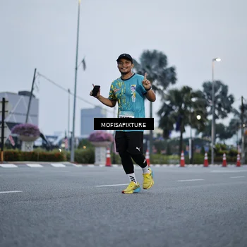 Runner Photo 5879623
