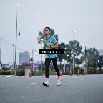Runner Photo 5879632