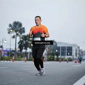 Runner Photo 5879646