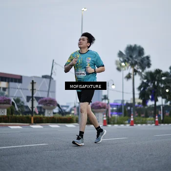 Runner Photo 5879647
