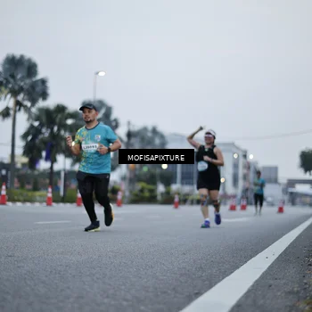 Runner Photo 5879664